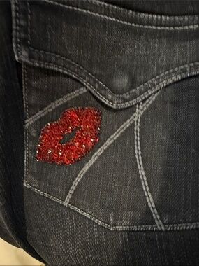 Woman’s Black Slim Jeans New York & company 
Kiss my ass collection